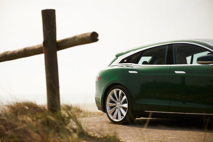 Детали экстерьера Tesla Model S 85 Performance Shooting Brake by RemetzCar 2018 года  (фото 99 из 99)